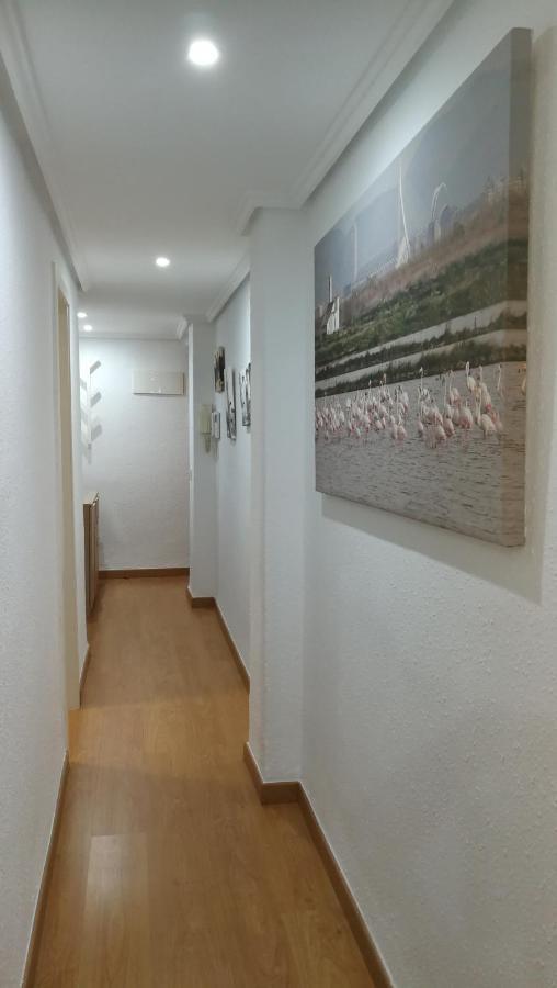 Centrico Apartamento En Valencia Proximo Parada De Metro Angel Guimera المظهر الخارجي الصورة