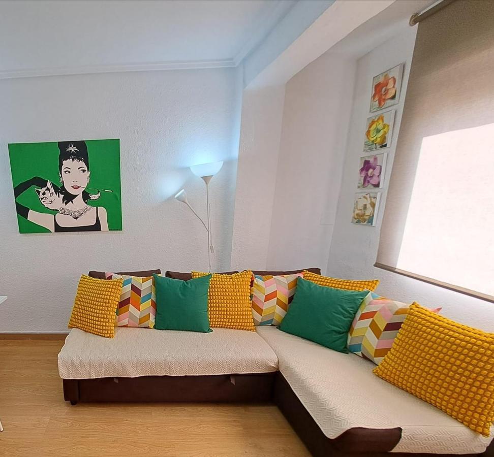 Centrico Apartamento En Valencia Proximo Parada De Metro Angel Guimera المظهر الخارجي الصورة