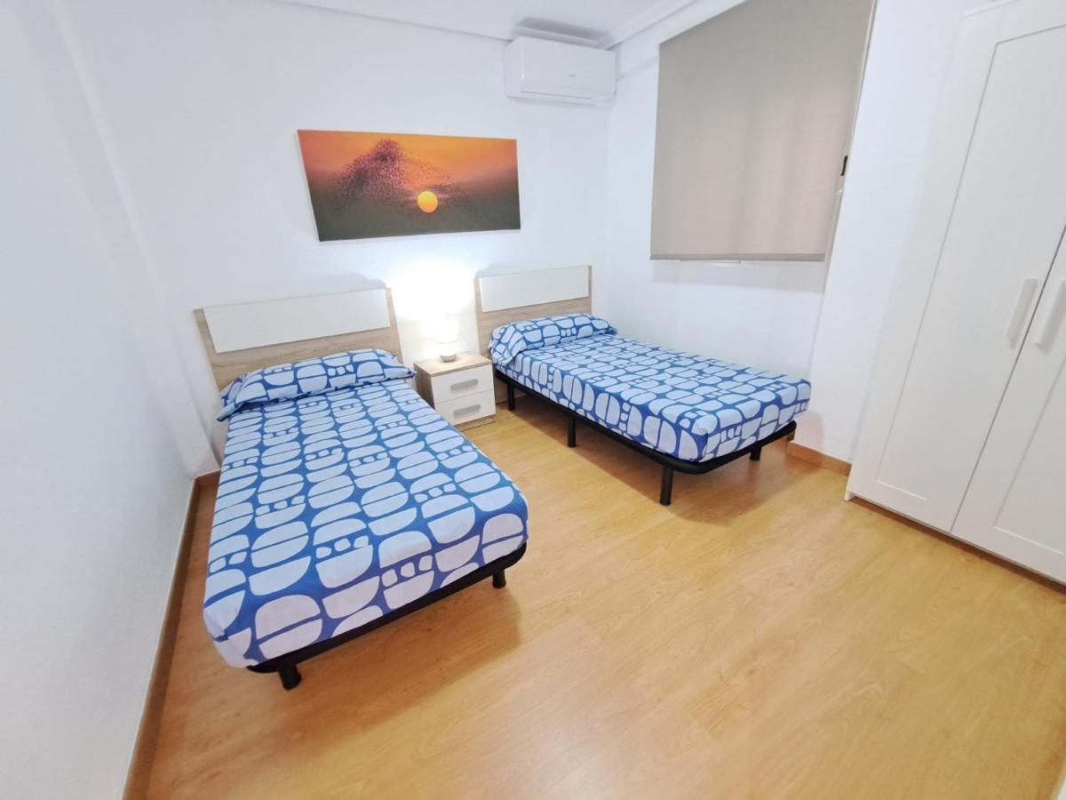 Centrico Apartamento En Valencia Proximo Parada De Metro Angel Guimera المظهر الخارجي الصورة